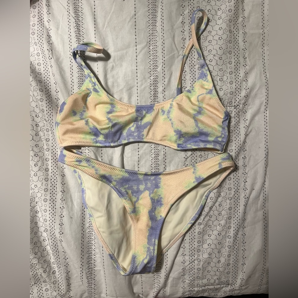 NWOT Triangl Bikini